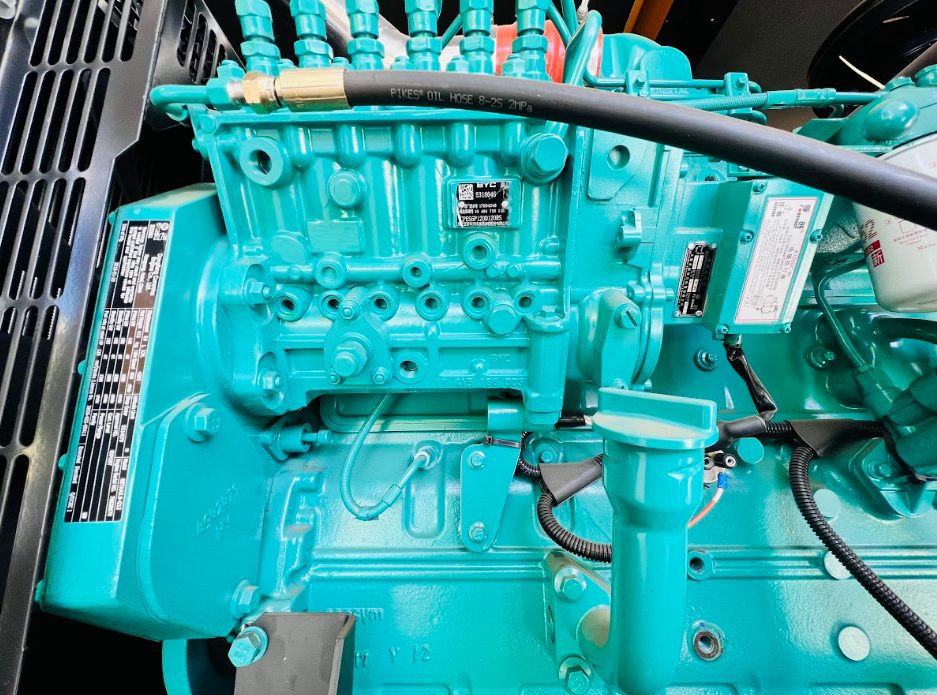 Mantención de motor de generador eléctrico